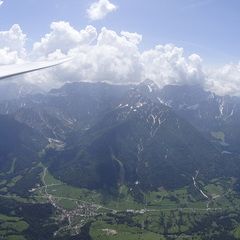 Flugwegposition um 09:54:27: Aufgenommen in der Nähe von Gemeinde Nötsch im Gailtal, Österreich in 647 Meter